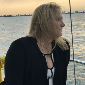 Meet your Posher, Christina